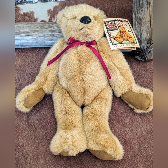 Vintage Russ Berrie & Co "Eureka" Fully Jointed Plush Bear - Picture 13 of 13